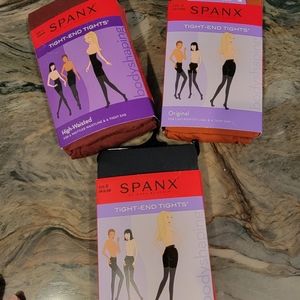 3 Pairs Spanx Tight End Tights Size D NWT